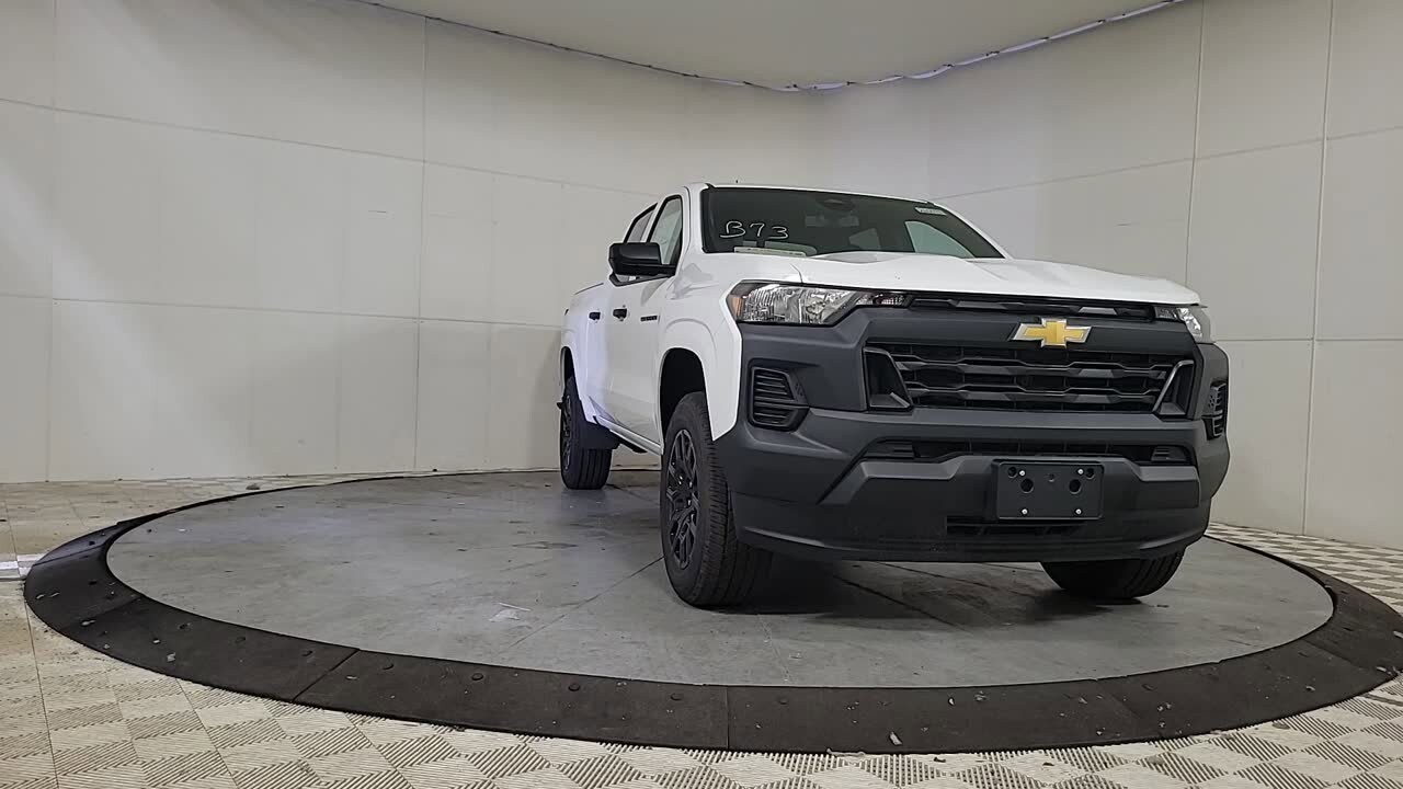 2026 Chevrolet Colorado Work Truck photo 2