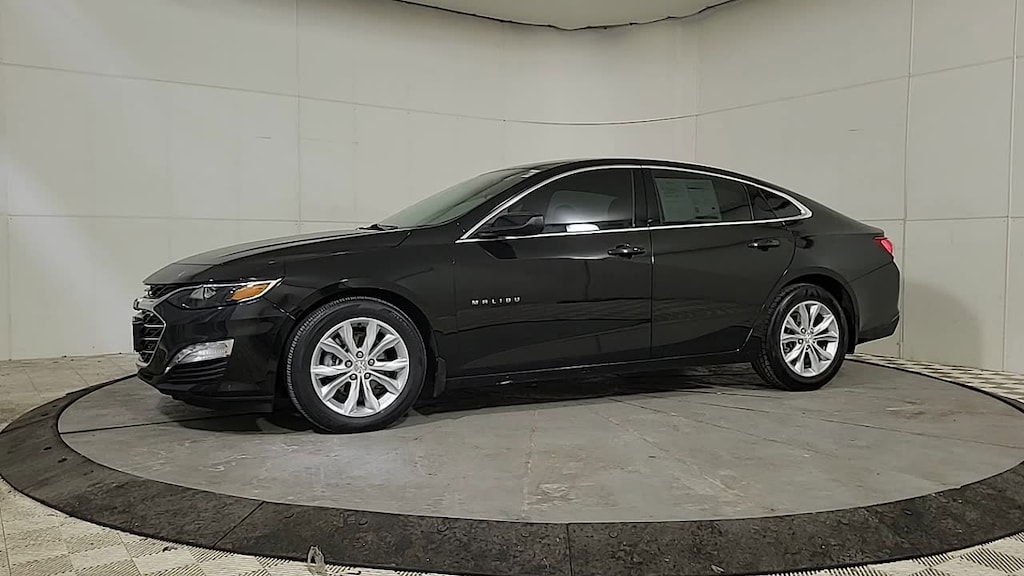 Used 2022 Chevrolet Malibu LT Car