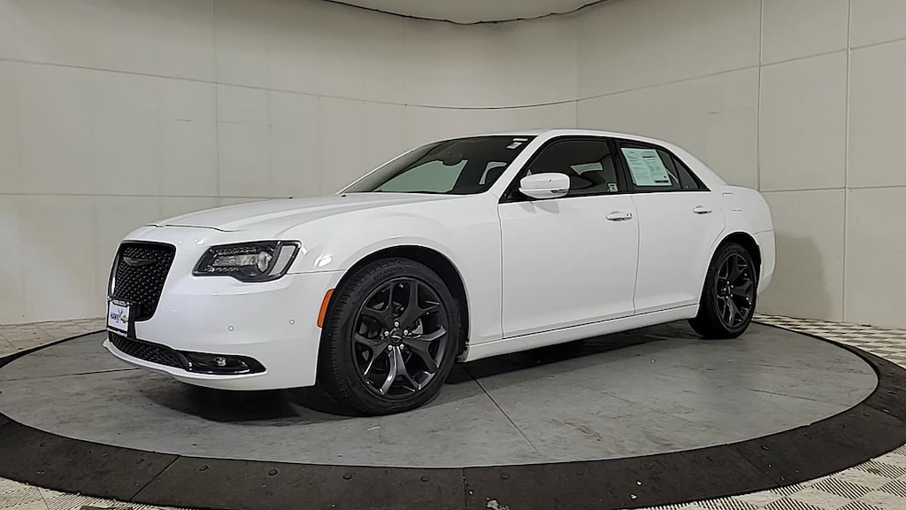 Used 2023 Chrysler 300 300S