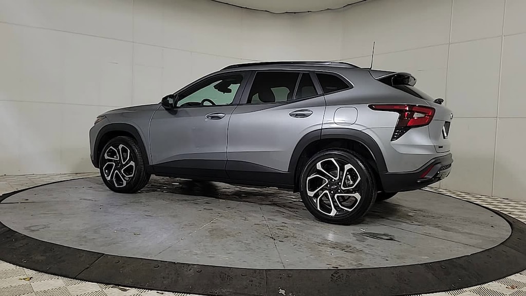 Used 2024 Chevrolet Trax 2RS SUV