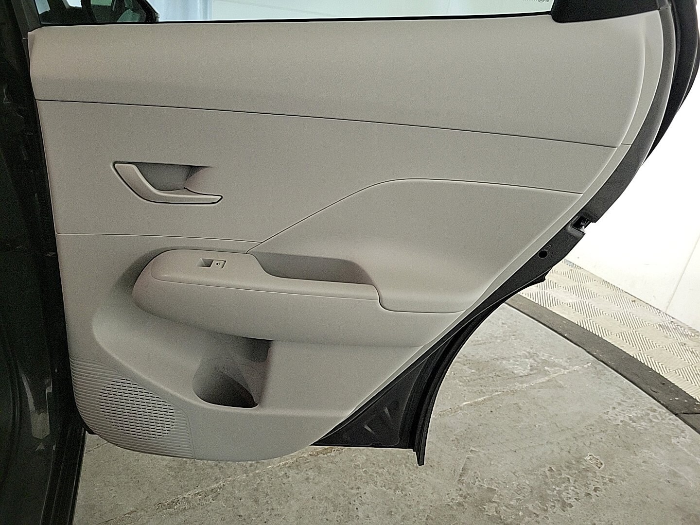 2025 HYUNDAI KONA - Image 24