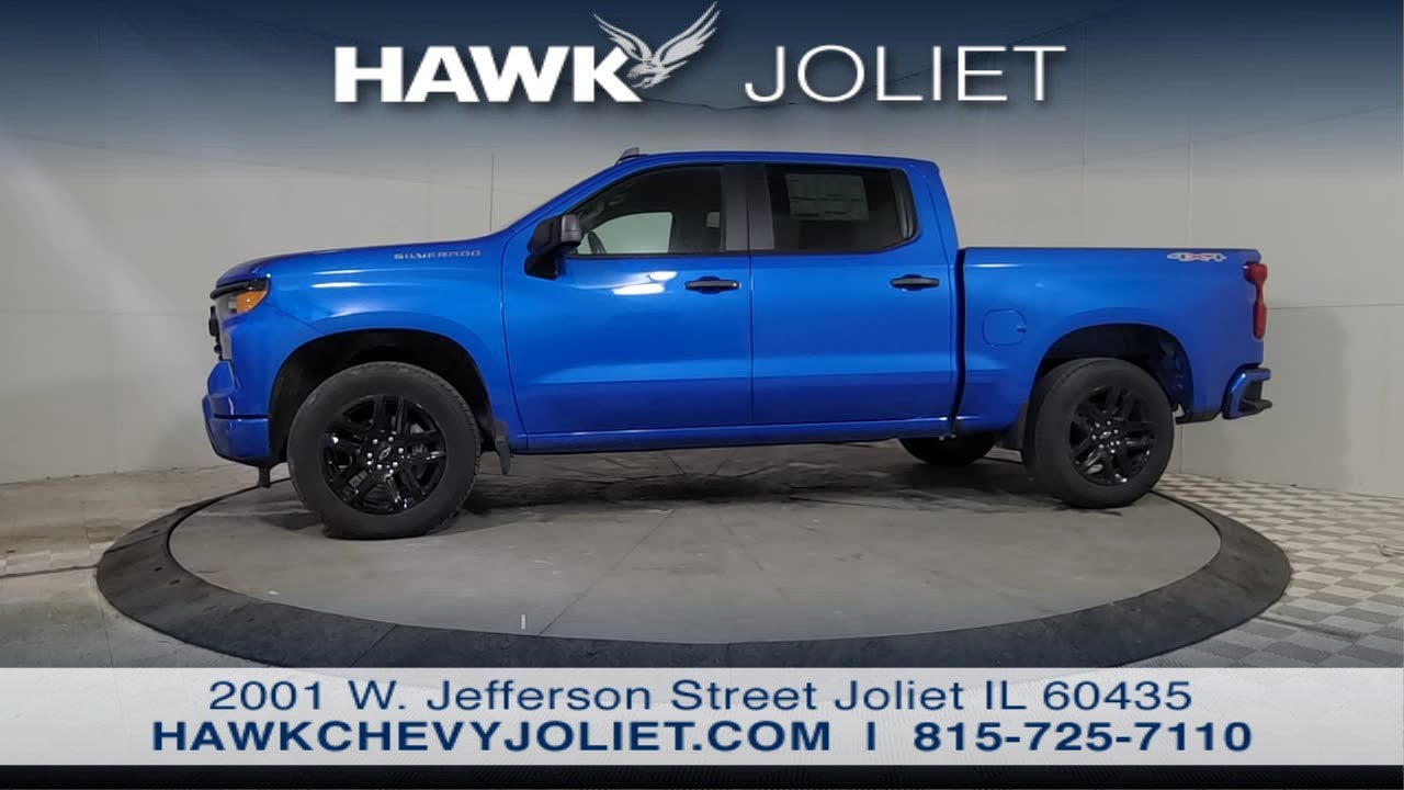 View vehicle photo 5