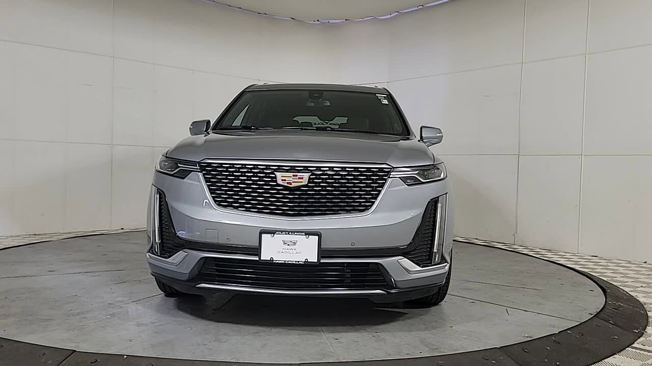 2025 Cadillac XT6 Premium Luxury photo 3