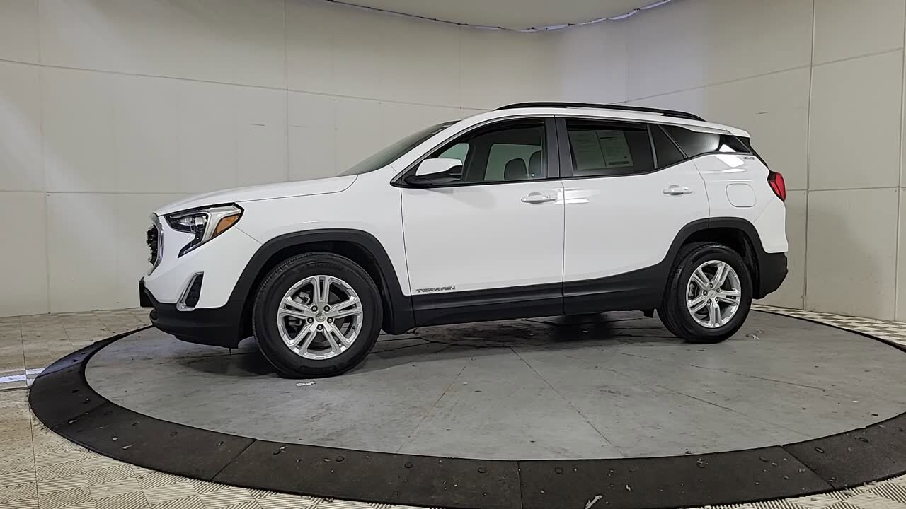 2021 Gmc Terrain SLE photo 2