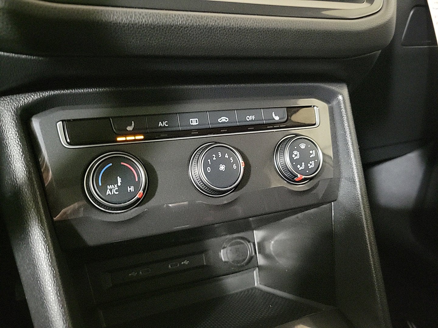 2024 VOLKSWAGEN TIGUAN - Image 21