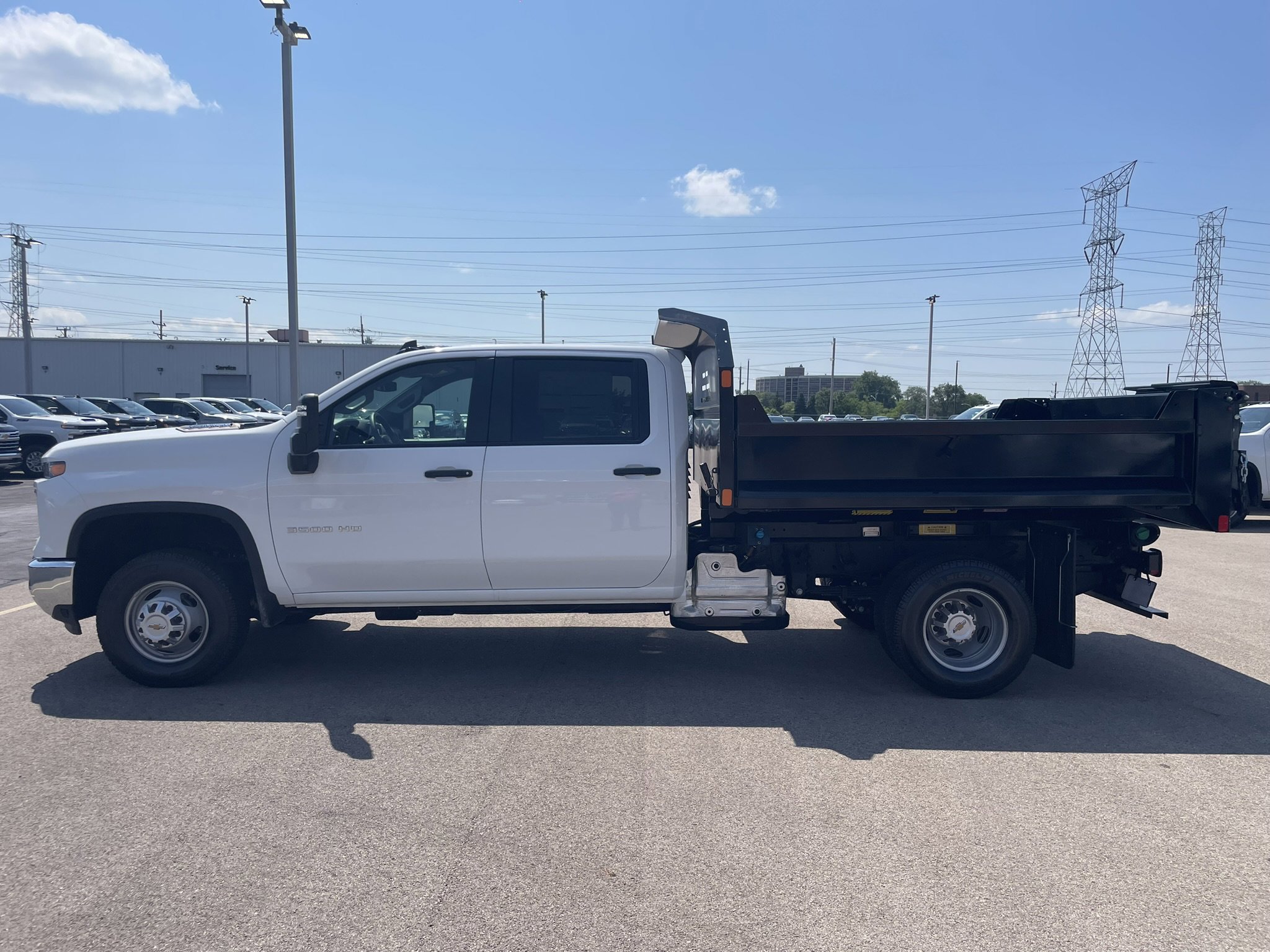 2024 Chevrolet Silverado 3500HD Work Truck photo 3
