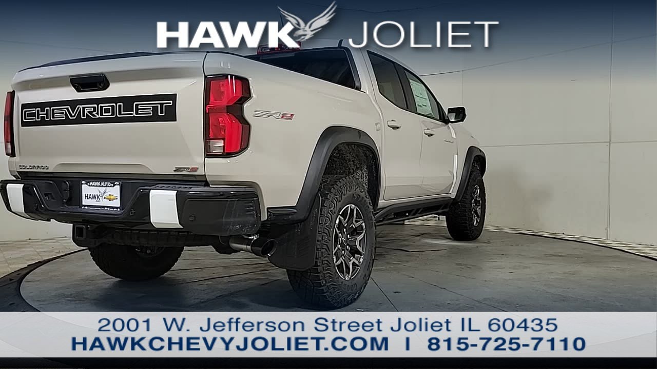 View vehicle photo 7