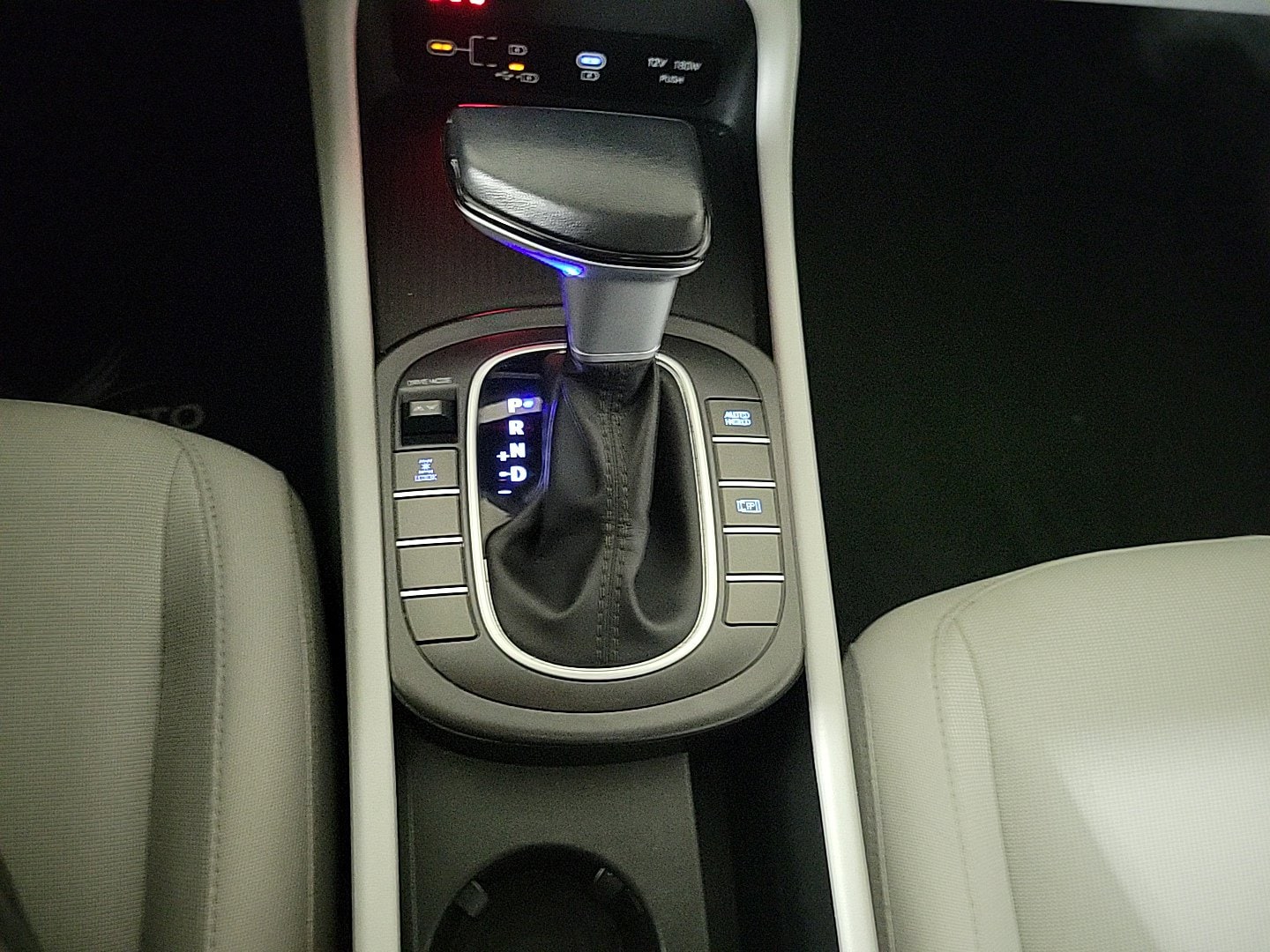 2025 HYUNDAI KONA - Image 20