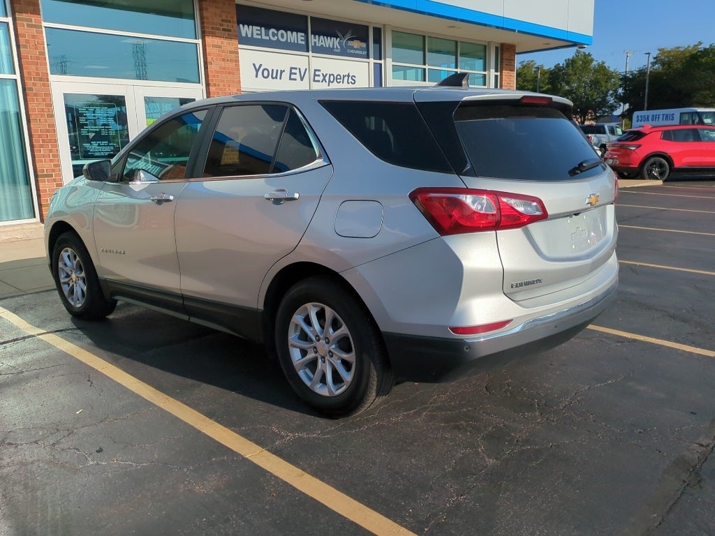 2021 Chevrolet Equinox LT photo 3