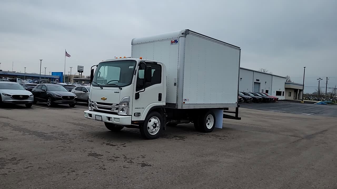 2024 Chevrolet Silverado 4500HD photo 4