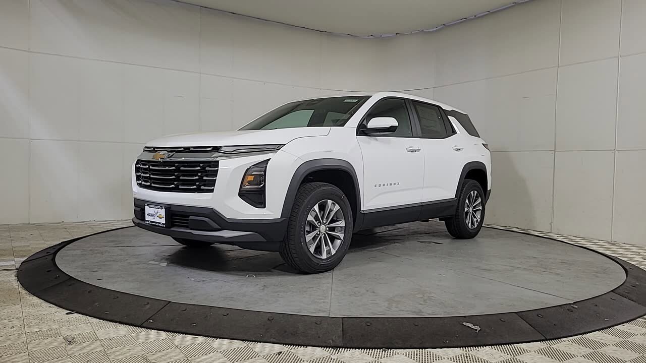 2026 Chevrolet Equinox LT photo 4