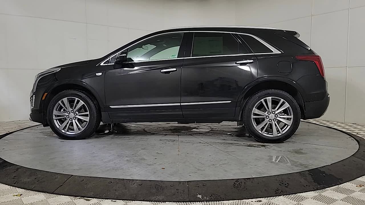 2025 Cadillac XT5 Premium Luxury photo 4