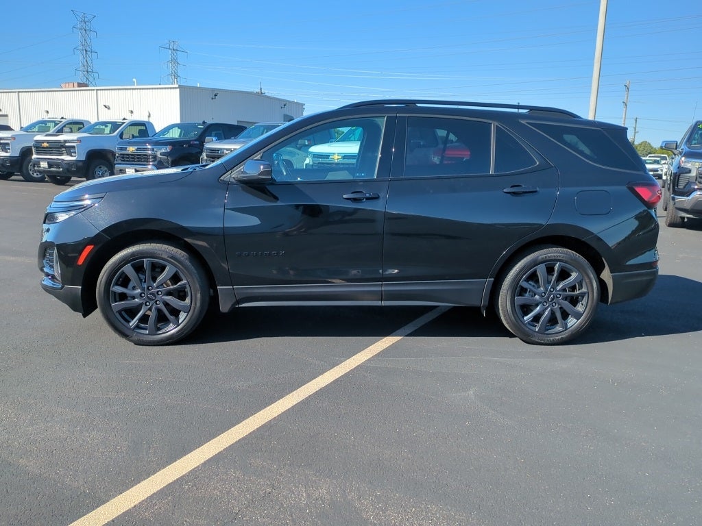 2024 Chevrolet Equinox RS photo 2
