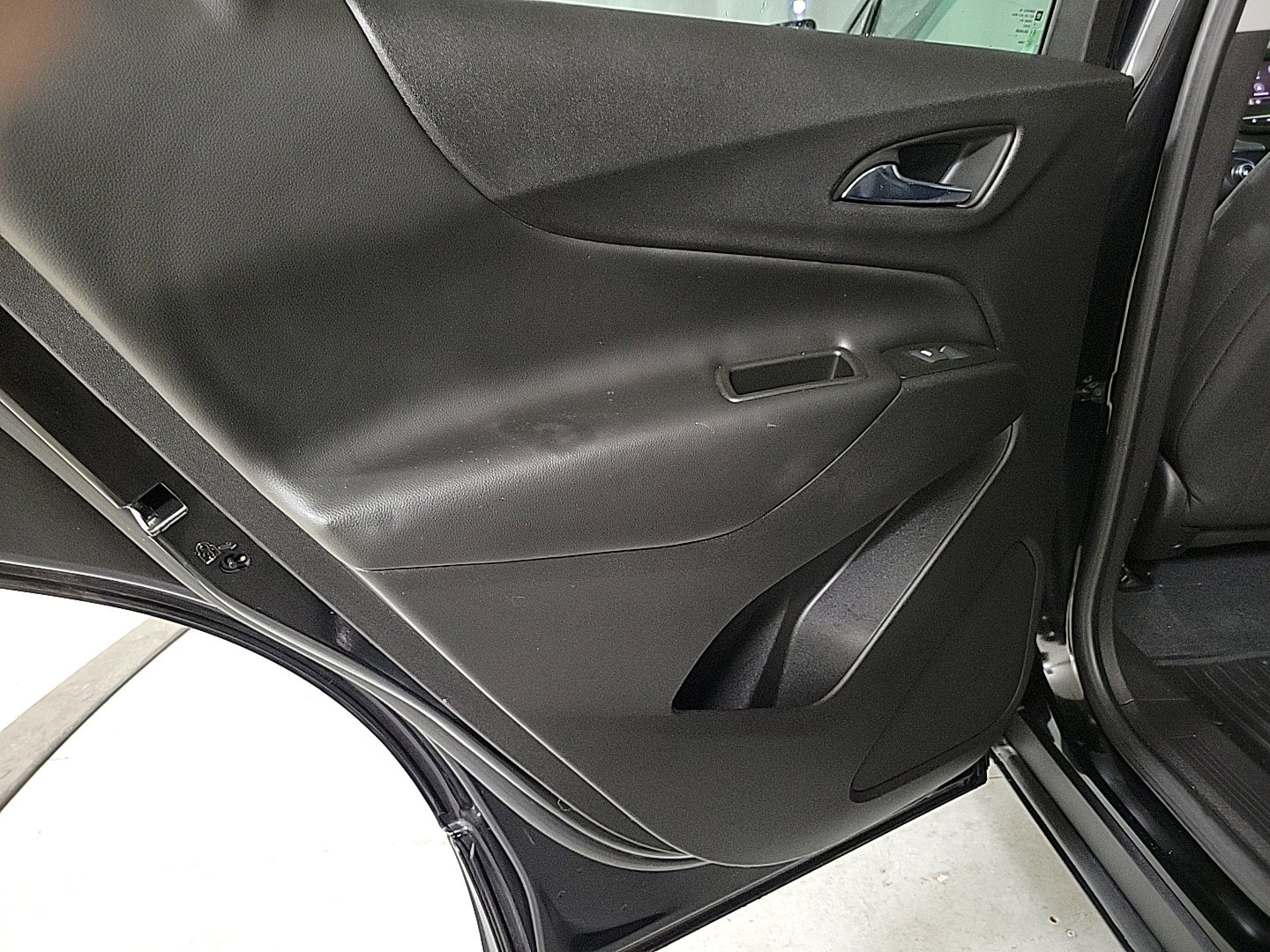 2022 CHEVROLET EQUINOX - Image 22