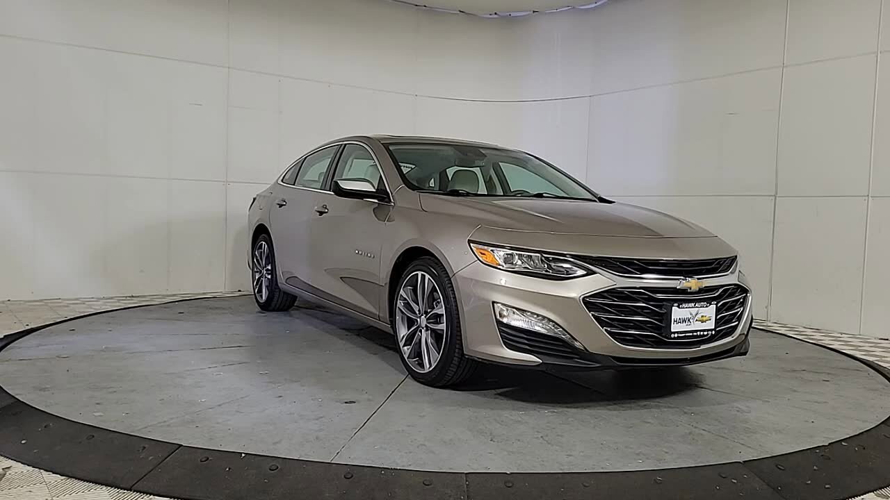 2024 Chevrolet Malibu Premier 2LT photo 2