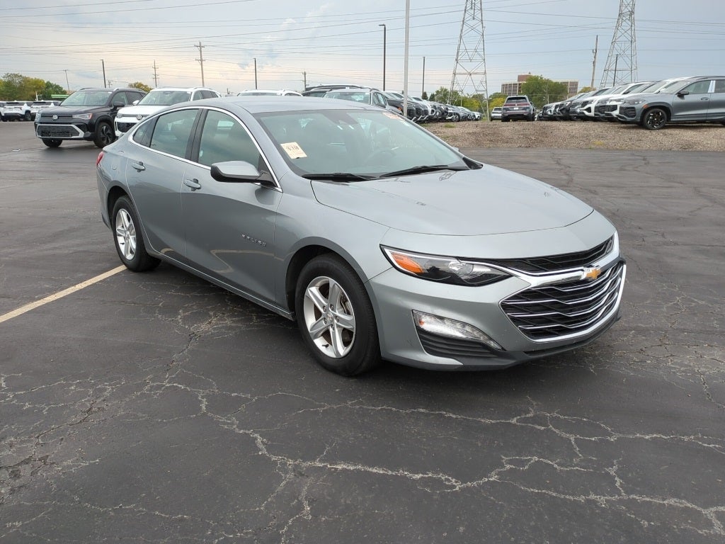 2024 Chevrolet Malibu 1LT photo 4