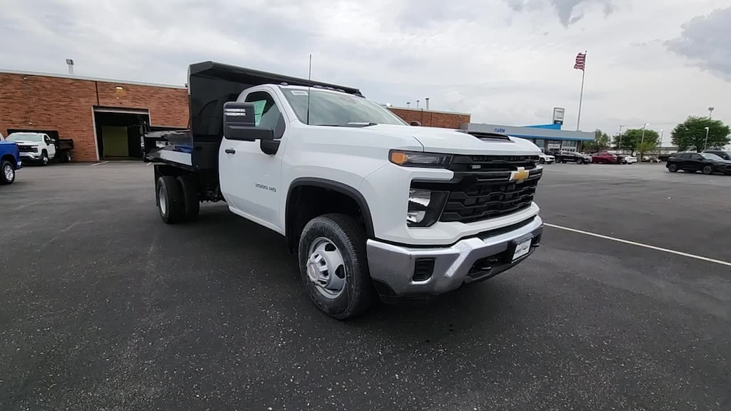 New 2026 Chevrolet Silverado 3500 HD Chassis Cab Work Truck Truck