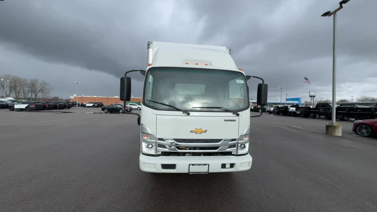 2024 Chevrolet Silverado 4500HD photo 3