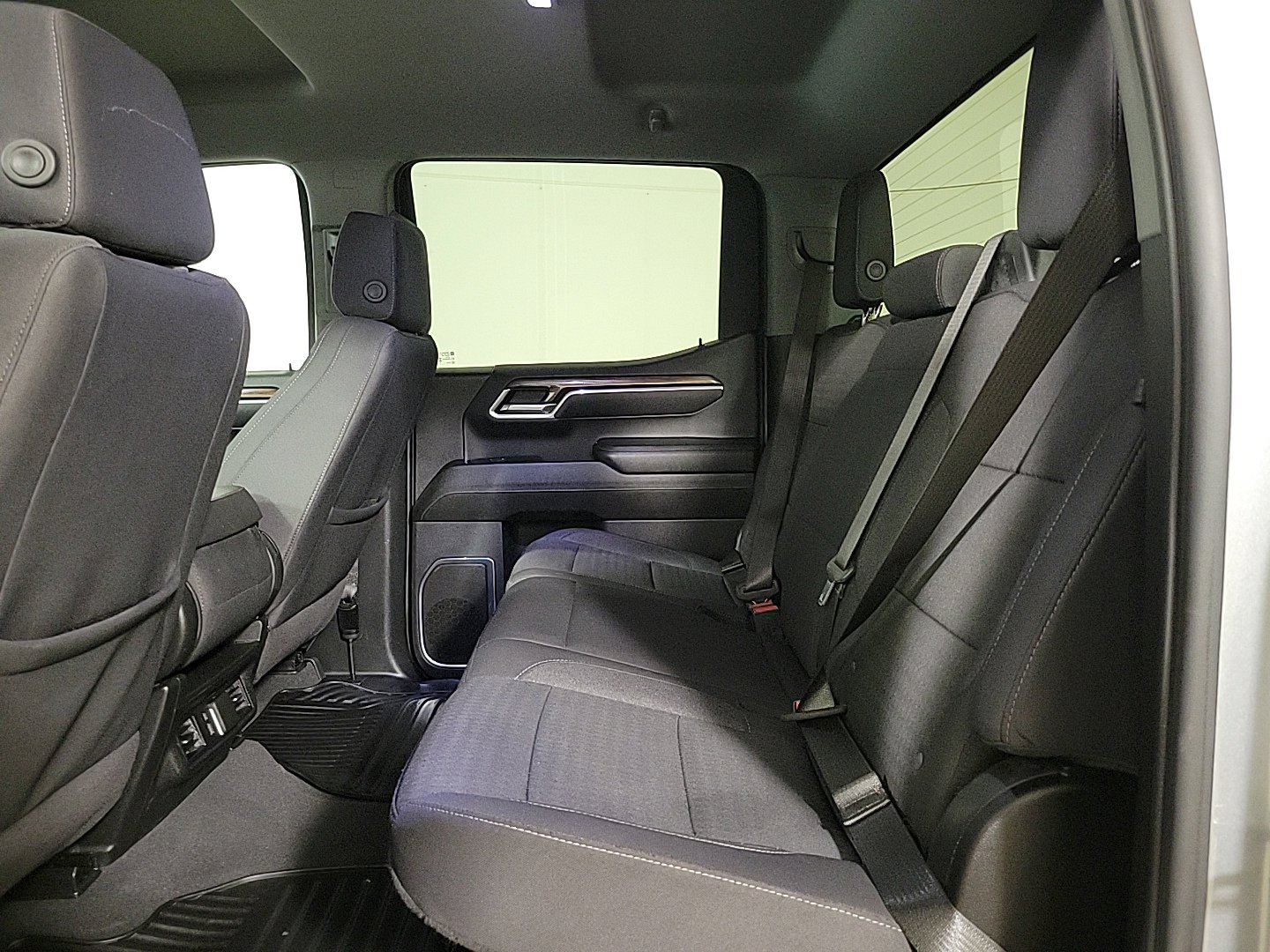 2025 CHEVROLET SILVERADO - Image 14