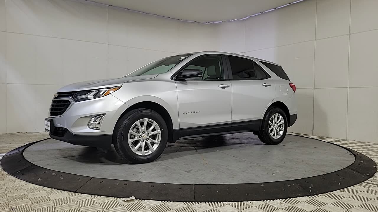 2020 Chevrolet Equinox LS photo 4