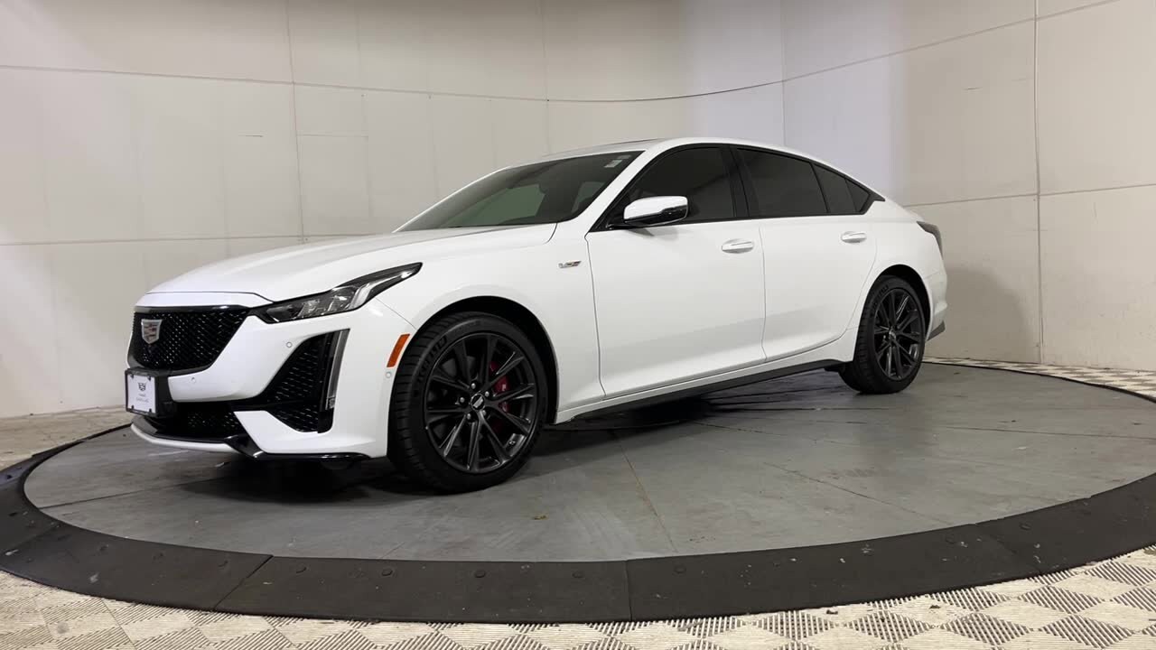 2024 Cadillac CT5 V photo 4