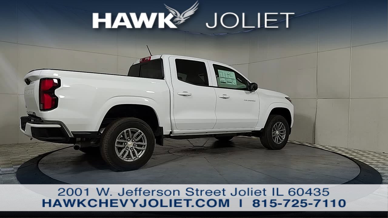 2026 Chevrolet Colorado LT - Photo 11