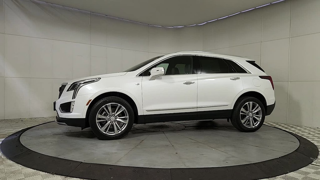 Used 2023 CADILLAC XT5 Premium Luxury SUV
