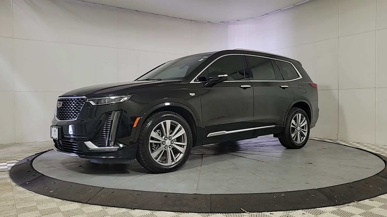 2022 Cadillac XT6 Premium Luxury photo 3