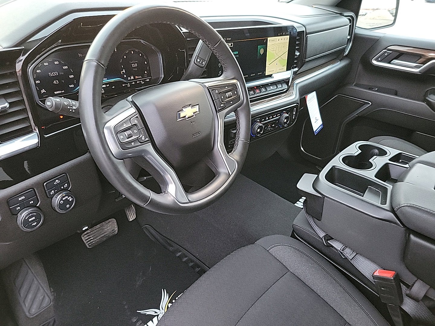 2025 CHEVROLET SILVERADO - Image 14