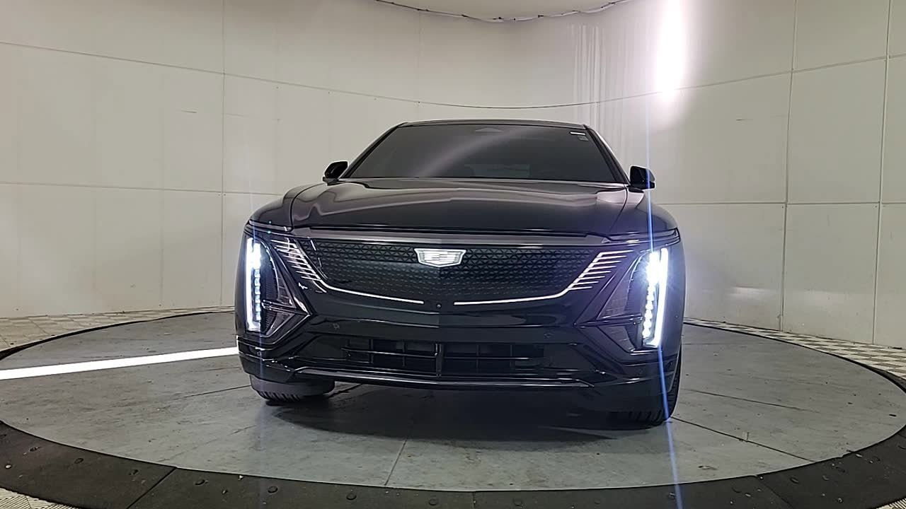 Used 2024 Cadillac LYRIQ Sport 2 with VIN 1GYKPVRLXRZ131955 for sale in Peru, IL