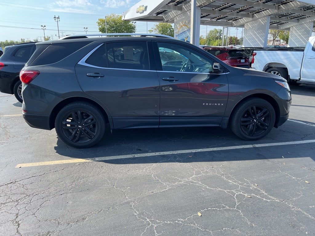 2020 Chevrolet Equinox LT photo 3