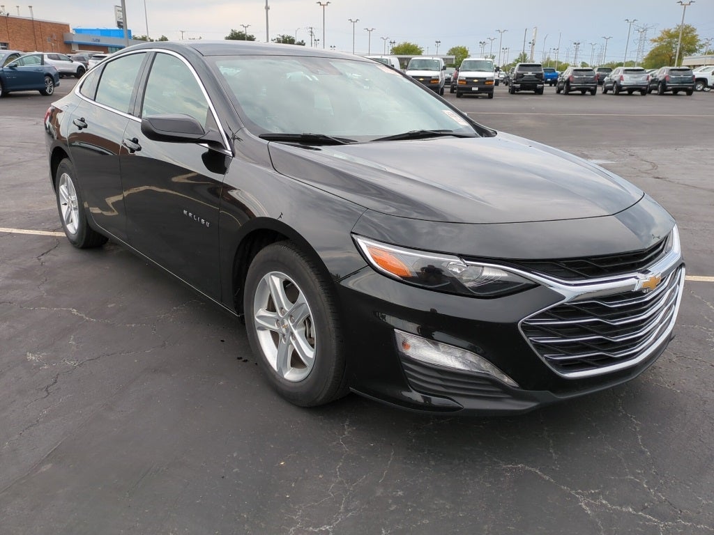 2024 Chevrolet Malibu 1LT photo 4