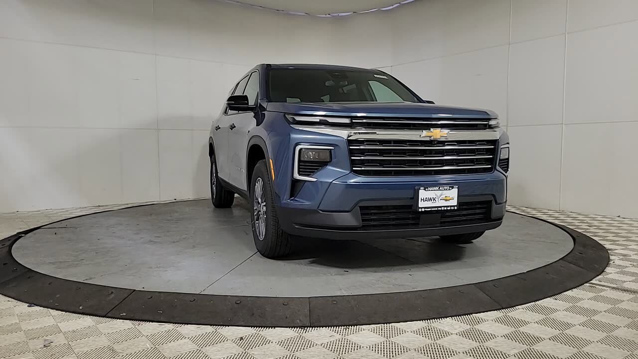 2025 Chevrolet Traverse photo 2