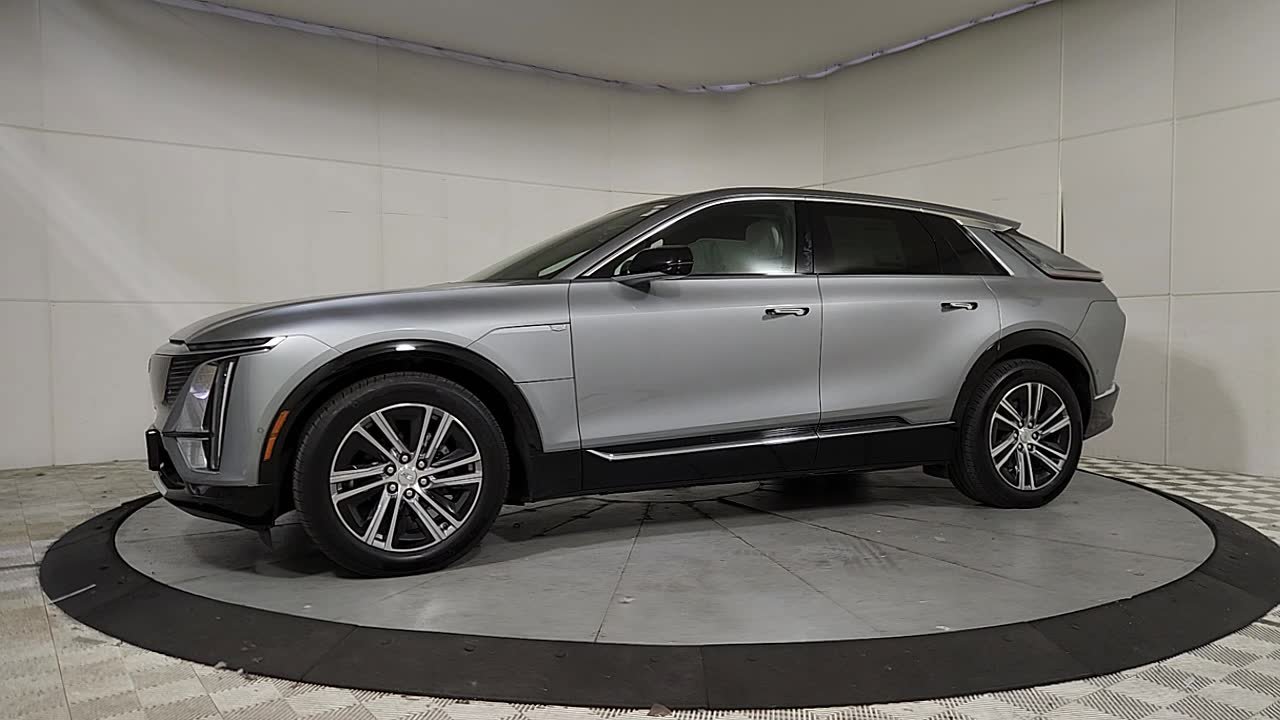 Used 2024 CADILLAC LYRIQ Luxury 1 SUV