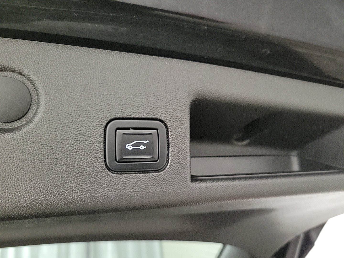 2022 CHEVROLET EQUINOX - Image 24