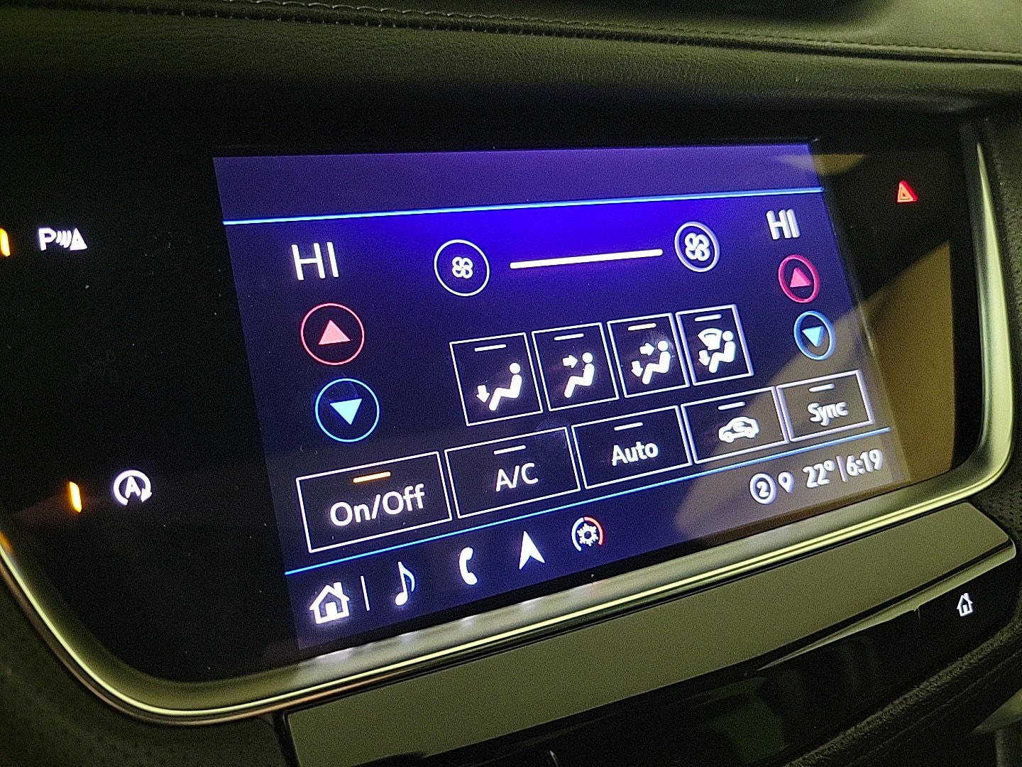 2025 CADILLAC XT5 - Image 18