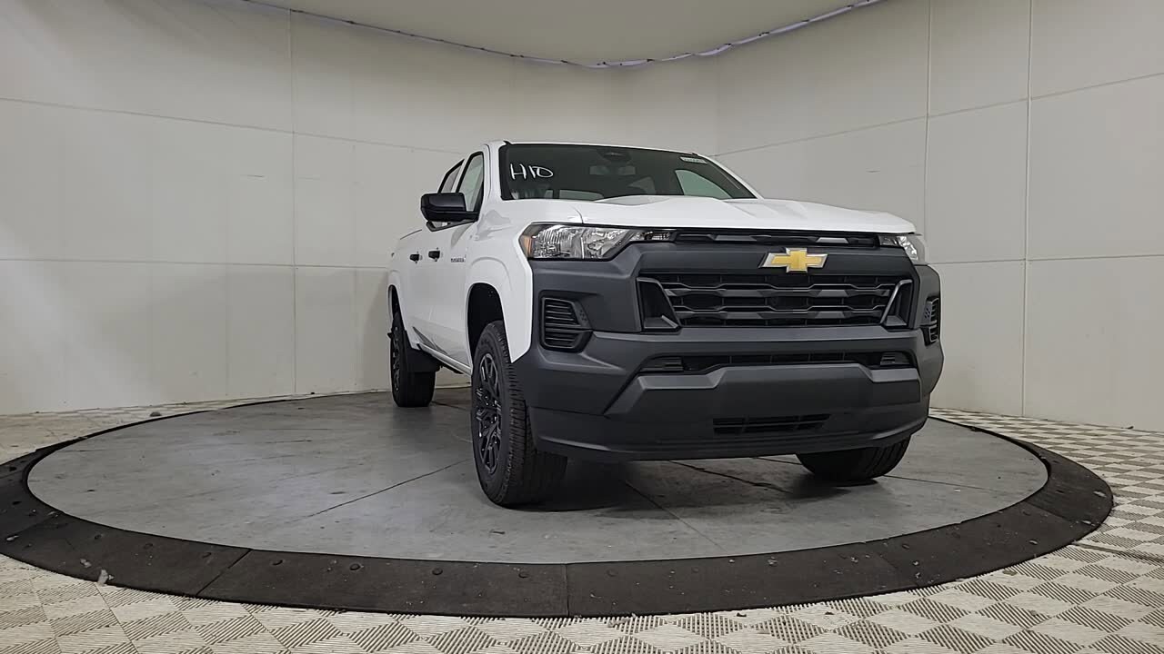2026 Chevrolet Colorado Work Truck photo 3