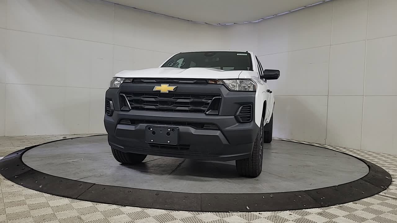 2026 Chevrolet Colorado Work Truck photo 3