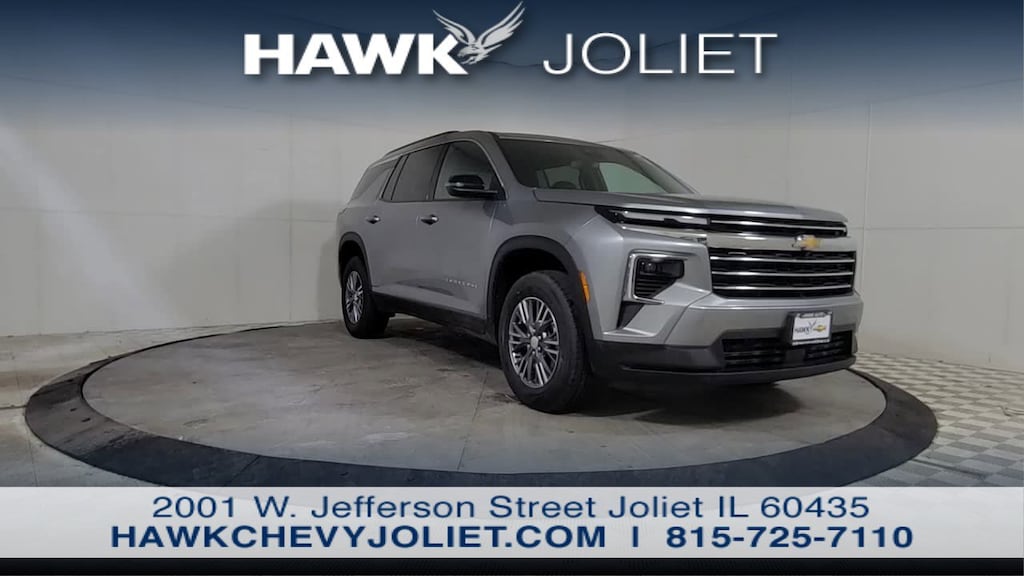 Used 2025 Chevrolet Traverse LT SUV