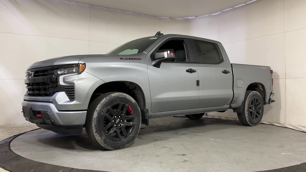 2025 Chevrolet Silverado 1500 RST photo 4