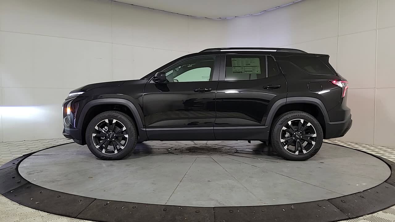 2026 Chevrolet Equinox RS photo 2