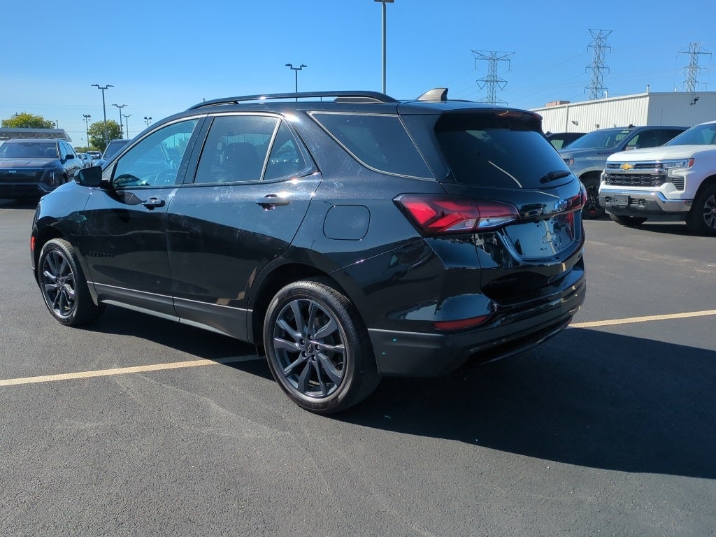 2024 Chevrolet Equinox RS photo 3