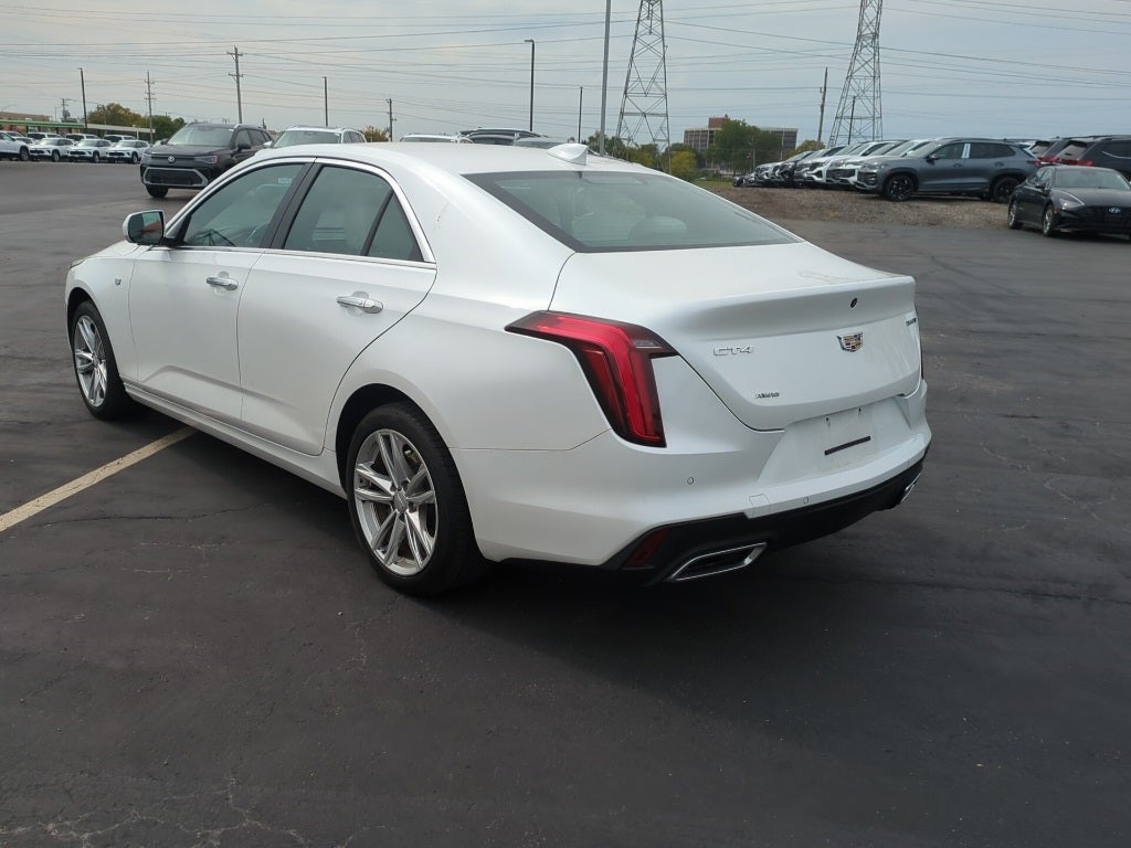 2023 Cadillac CT4 Luxury photo 2