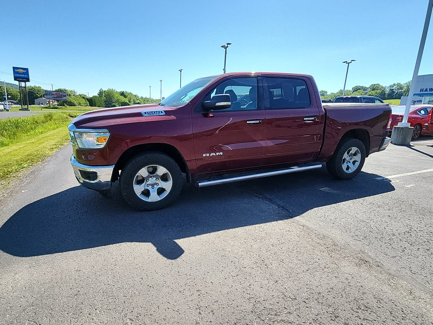2020 RAM 1500 Big Horn/Lone Star 4x4 Crew Cab 5'7's photo