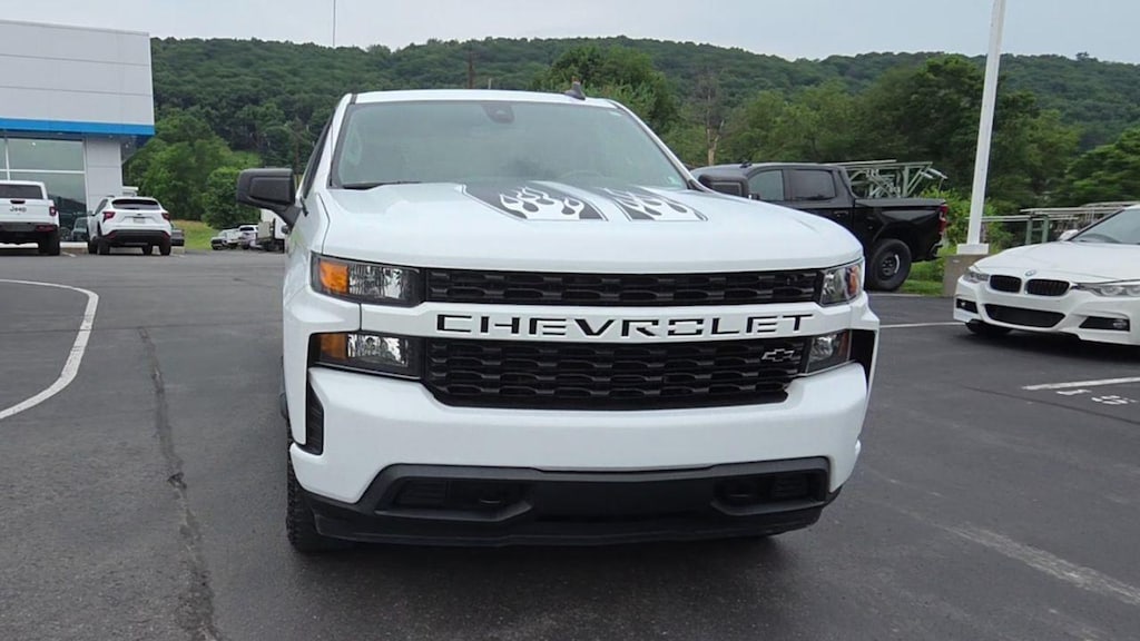 Used 2022 Chevrolet Silverado 1500 LTD Custom Truck