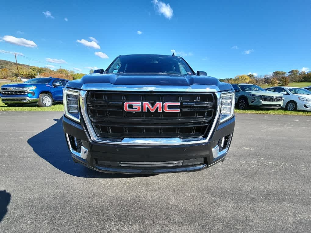 2022 Gmc Yukon XL SLE photo 3