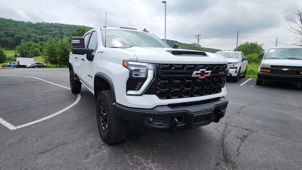 Used 2025 Chevrolet Silverado 2500 HD ZR2 Truck