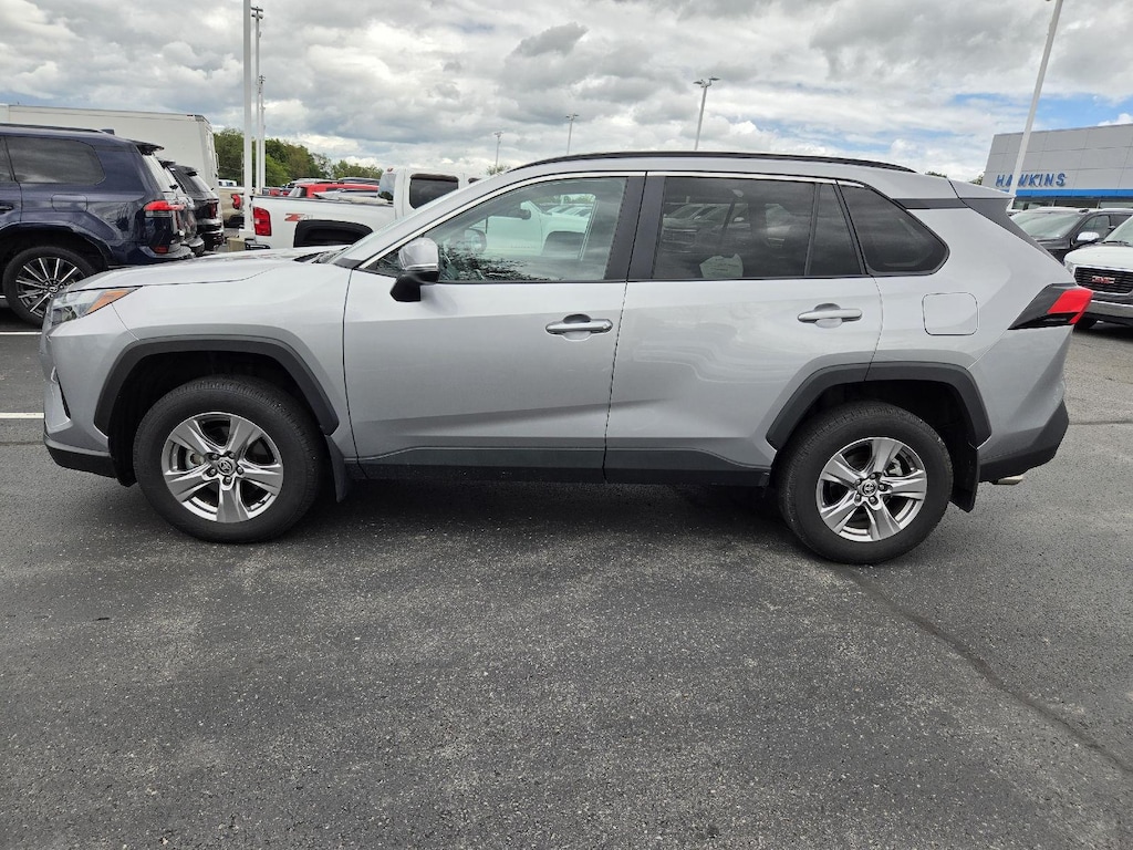 Used 2022 Toyota RAV4 XLE SUV