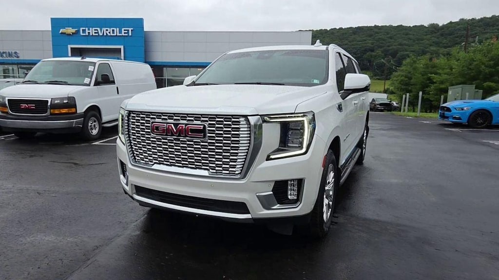 Used 2024 GMC Yukon XL Denali SUV