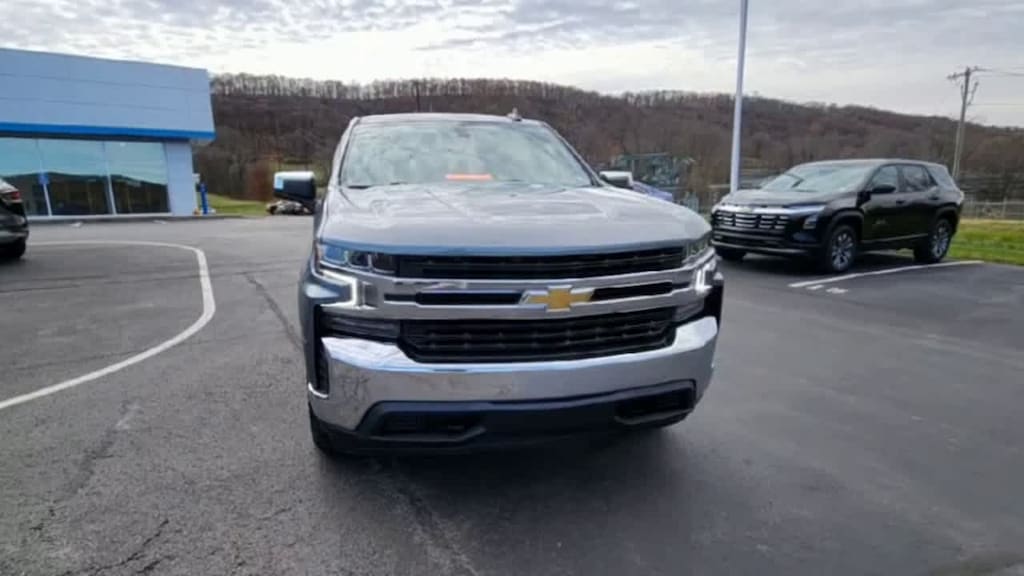 Used 2021 Chevrolet Silverado 1500 LT Truck